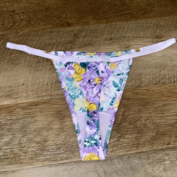 Victoria’s Secret Love Cloud V-String Panty💐☁️💐 - Picture 3 of 4